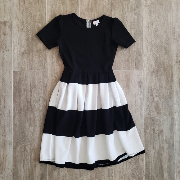 Lularoe Black + White Striped Amelia Dress - Picture 1 of 4
